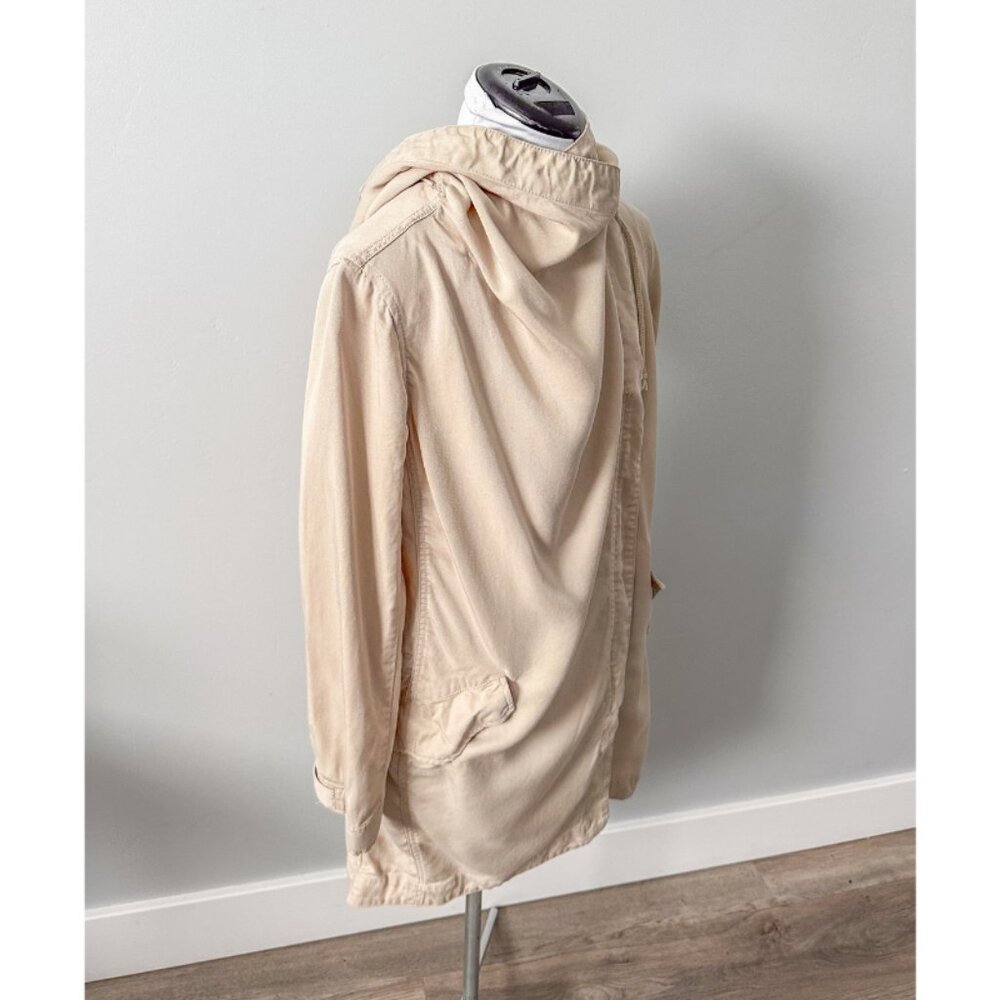 Urban Outfitters Silence + Noise Waylin Asymmetrical Parka - Picture 14 of 15